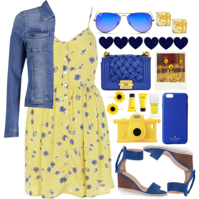 Per partire col piede giusto nell'aria primaverile niente di meglio di un abito a fiorellini blu su sfondo giallo e delle zeppe #lorenapaggi ! #anitalianbrand #yellow #Blue #Spring #sun #clean