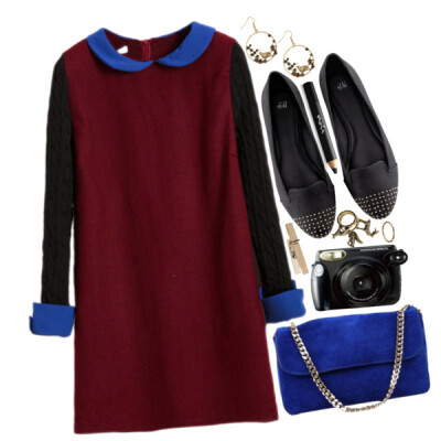 A fashion look from November 2014 featuring long sleeve dresses, black flats and change purse. Browse and shop related looks.