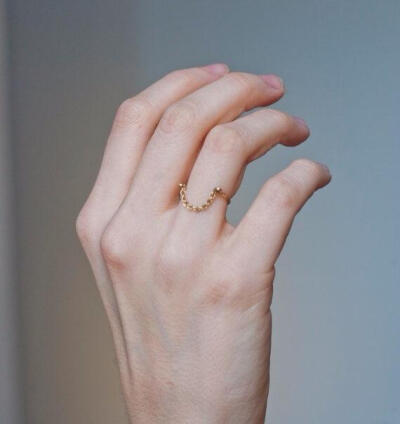 手作以色列设计师金色简洁百搭戒指 不褪色 多个叠戴 按尺寸定制