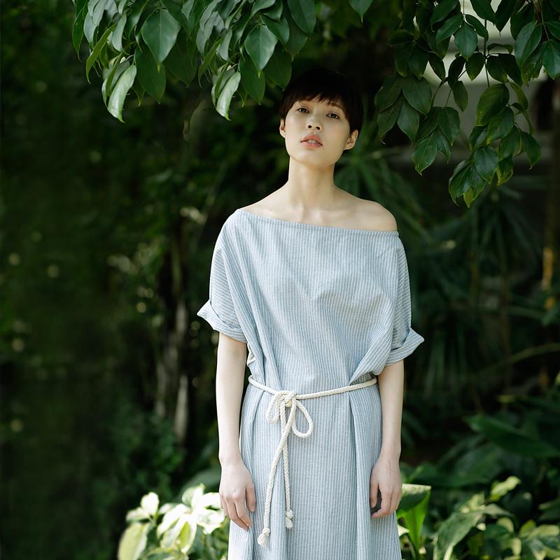 素白已然2015春夏棉麻条纹连衣裙女文艺范中长款宽松半袖连衣裙