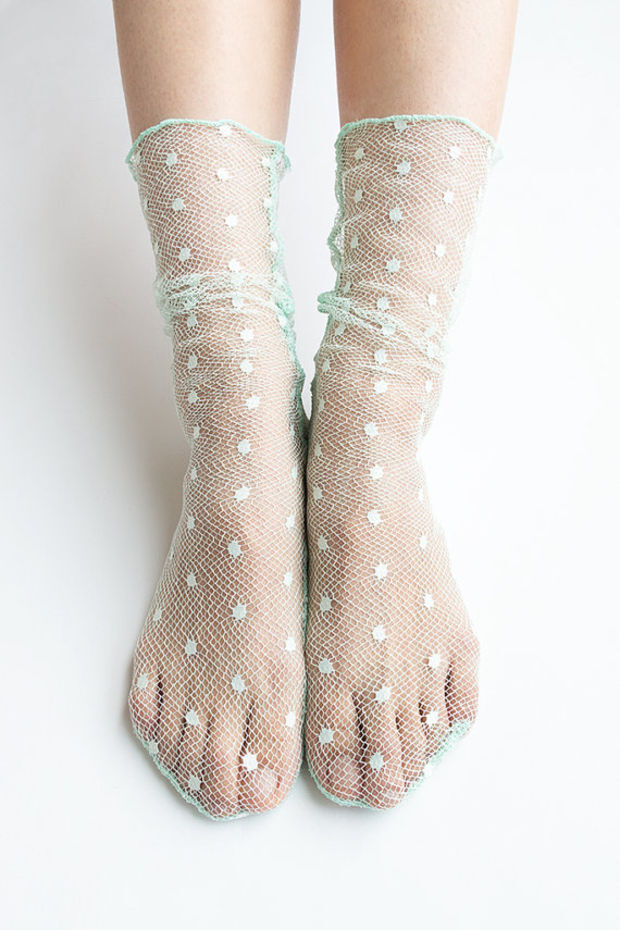 Women New Hezwagarcia Mini Bubble Polka Dot Super Mesh So Unique Special Loose Socks Crew in Mint