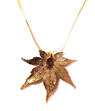 •Real Japanese Maple Leaf dried in the sun &amp;amp; plated with Gold in Los Angeles. •Gold Chain included