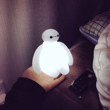 Baymax Led小台灯，放在床头，瞬间感觉被治愈了