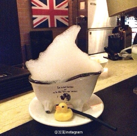 the cutest cocktail你能想象到这是一杯鸡尾酒嘛