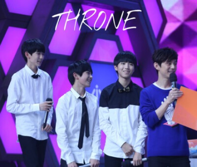 #TFBOYS# 风暖水润，转眼冬入春，朝霞黄昏，岁月不等人。我们好似刚睡醒不痛不痒的两三清晨，你们却已活过普罗大众的几个人生。将回忆细细收存，待来日絮絮回温。今天辛苦了，晚安。