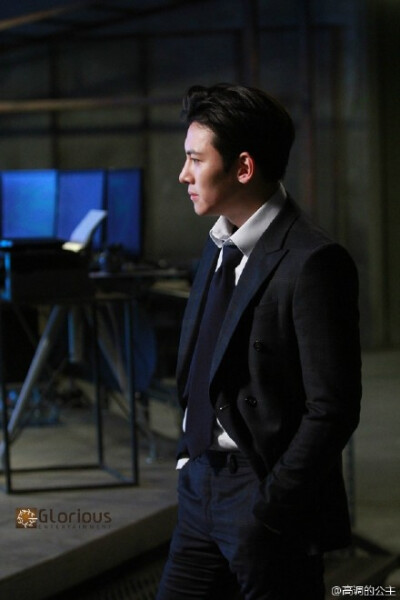 重看#Healer# 时我才确认，我就是看到这一幕被圈成#池昌旭# 的剧饭滴！