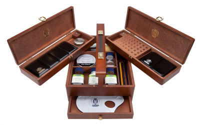 Schmincke Horadam Aquarelle Exclusive Wooden Paint Box This is a stunning set of Schmincke Horadam Aquarell Finest Artists Watercolours, with rich accessories, in a wooden casket.