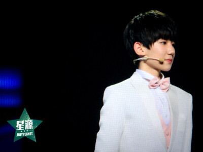 【王源 东方风云榜 预览】#王源# 150330 上海东方风云榜 预览 @TFBOYS-王源 cr：@王源星源站_ROYPLANET