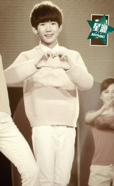 【王源 东方风云榜 预览】#王源# 150330 上海东方风云榜 预览 @TFBOYS-王源 cr：@王源星源站_ROYPLANET