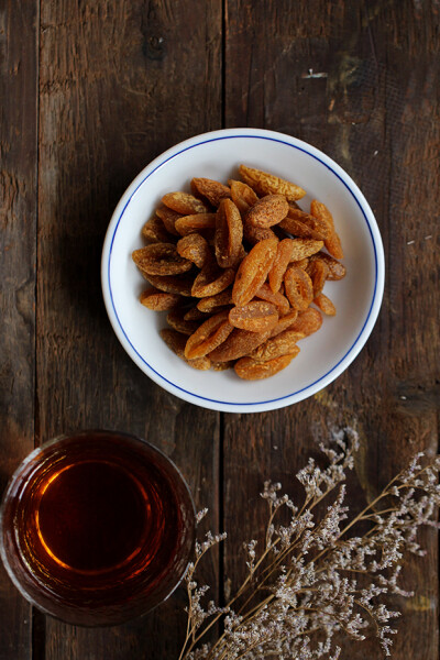 食味的初相 吃起来不会愧疚的零食 祛痰止咳甘草榄 无核橄榄