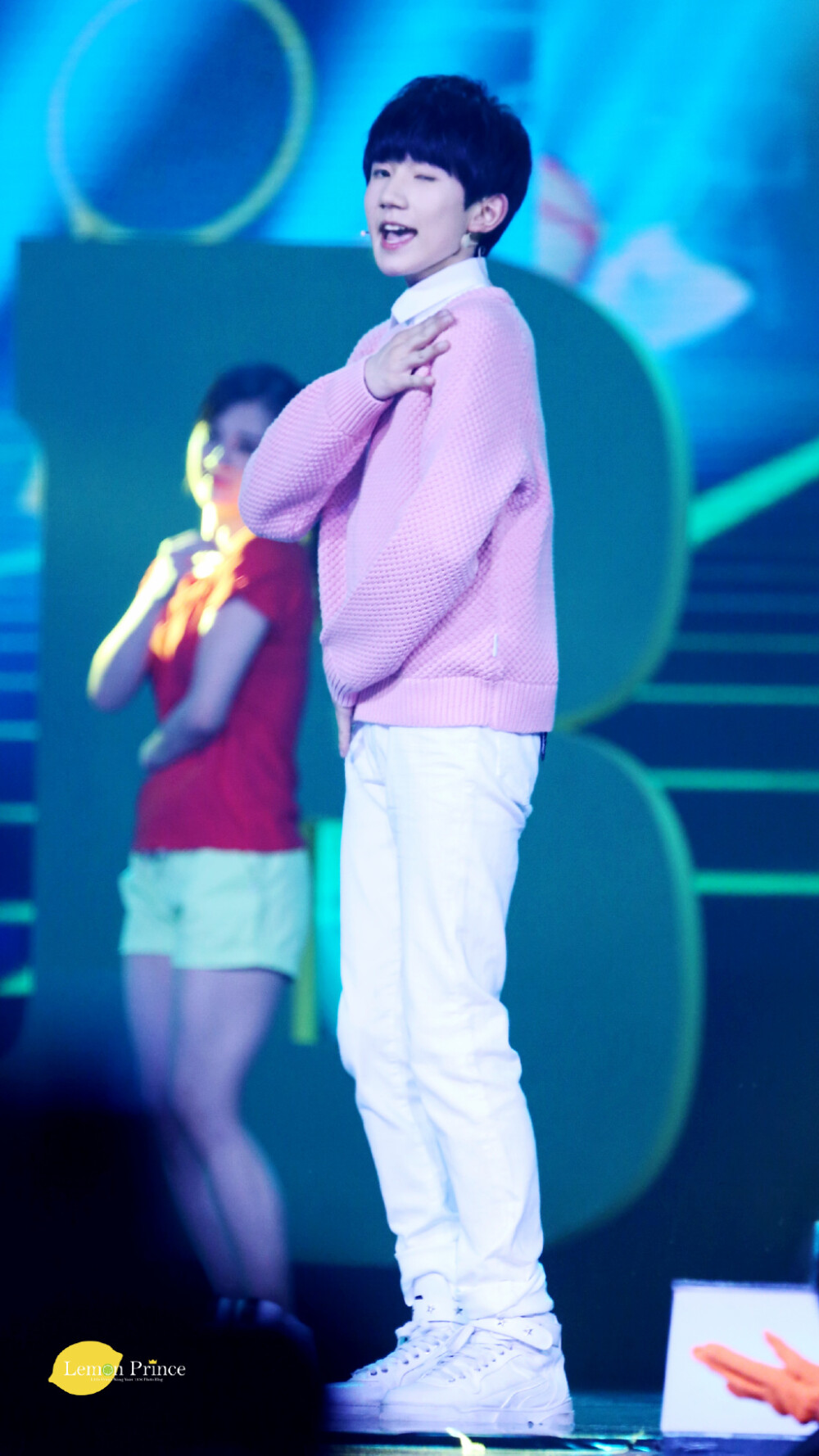 王源 2015上海东方风云榜颁奖礼