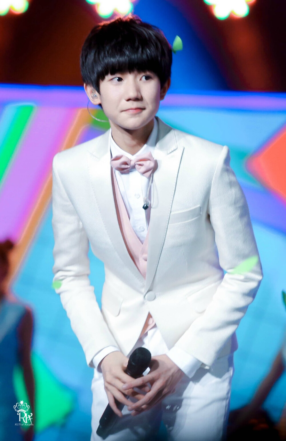 王源2015上海东方风云榜颁奖礼