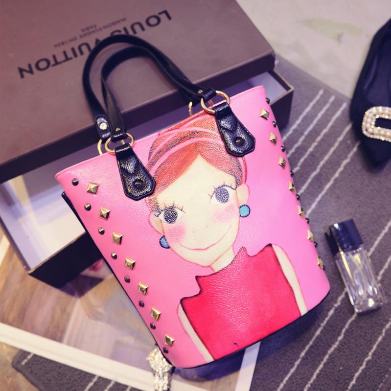2015韩国陆心媛同款包单肩斜挎包韩版铆钉手提印花水桶包女包
