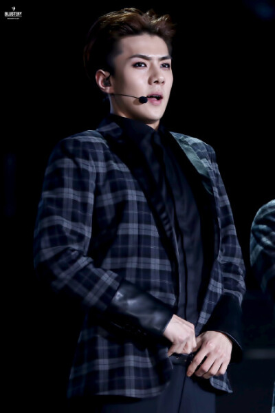 #吴世勋Sehun0412生日快乐##SEHUN# @wu世勋-EXO 我喜欢你的作品《call me baby》【更圖】【BLUSTERY】150328 Music Bank in Hanoi