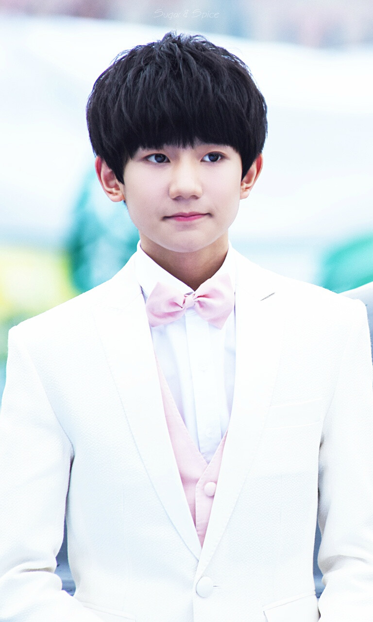 王源2015上海东方风云榜颁奖礼