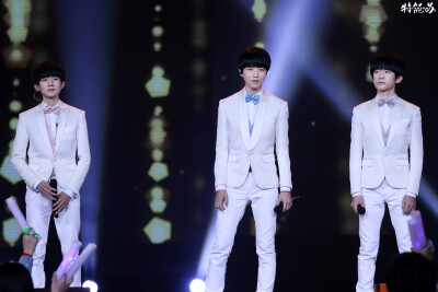 TFBOYS 2015上海东方风云榜