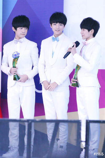 TFBOYS 2015上海东方风云榜