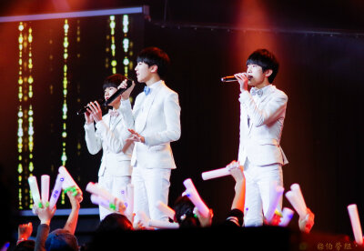 TFBOYS 2015上海东方风云榜