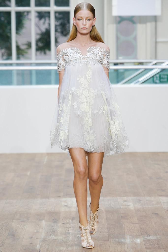 Julien Macdonald 2015春夏