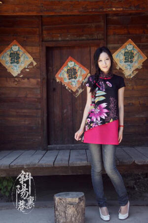 斜阳巷里 芳华 复古神秘的大定位印花花朵 全棉立领短袖斜襟衬衫