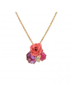 Collier rose, papillon et verre taillé