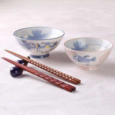 日本进口陶瓷浮雕手绘亲嘴鱼米饭碗亲子碗情侣碗福寿碗