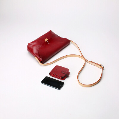  头层植鞣牛皮 手工真皮包包 酒红色元宝包 | 包包秀