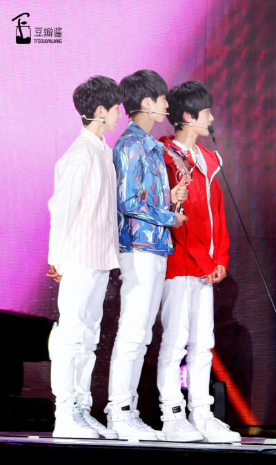 TFBOYS 2015音乐风云榜年度盛典