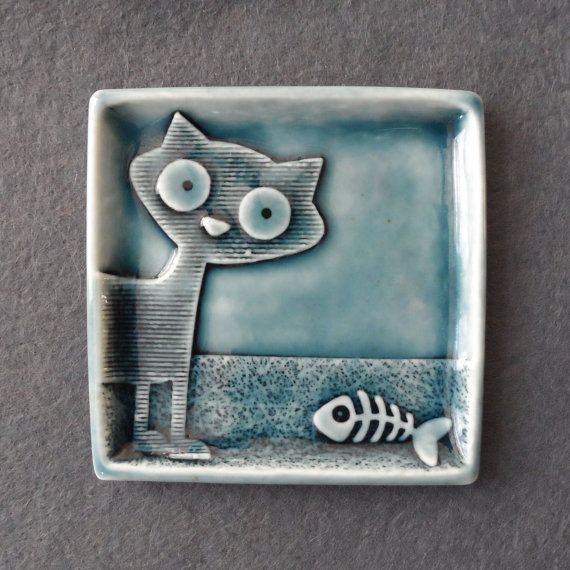 Cat ring dish handmade porcelain small plate peacock green glazed jewelry holder favour small gift for animal lover