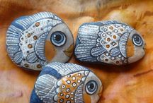 Painted stones/rocks / by Carla Van Galen