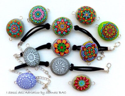 Hand Painted Stone Mandala Bracelet by ISassiDellAdriatico on Etsy