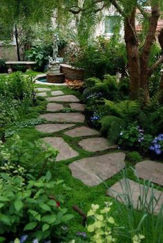 Love the pathway . Would love to do this using reclaimed sidewalk cement from a tear out.