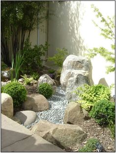 http://japanstuff.hubpages.com/hub/small-japanese-garden-design