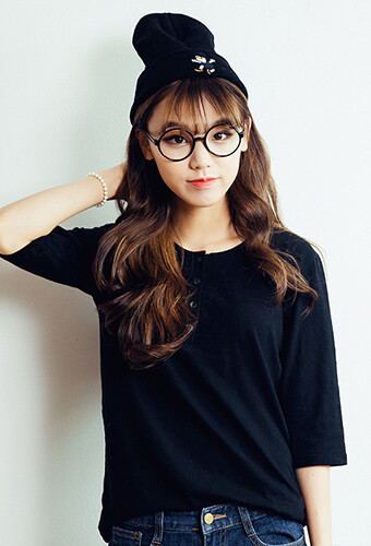 2015夏装新款纽扣纯色中袖t恤女韩版半袖上衣，原价￥98，现价￥49