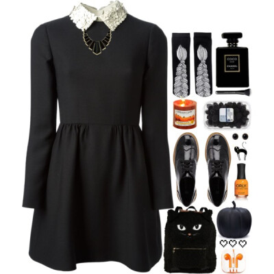 A fashion look from October 2014 featuring valentino dresses, print socks and black oxford shoes. Browse and shop related looks.