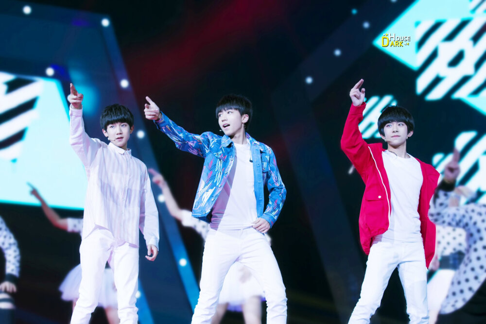 TFBOYS 2015音乐风云榜年度盛典