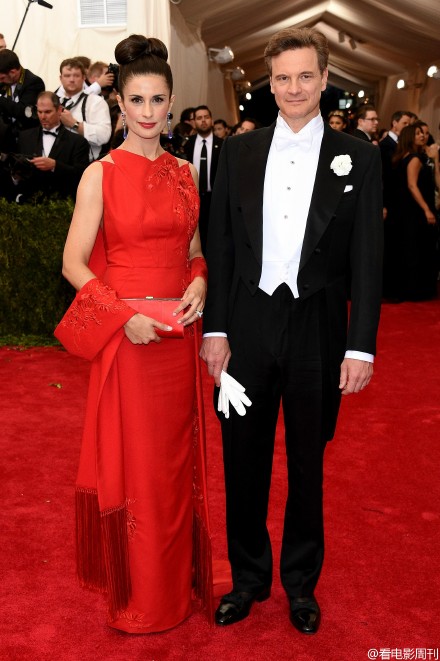 #欣赏#Met Gala2015，海伦·米伦&amp;amp;Taylor、科林·费斯&amp;amp;Livia、保罗·贝坦尼&amp;amp;詹妮弗·康纳利、乔治·克鲁尼&amp;amp;Amal、埃迪·雷德梅恩&amp;amp;Hannah、罗伯特·帕丁森&amp;amp;FKA Twigs，主题：浓情蜜意