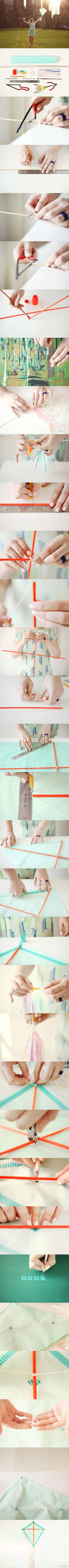 #Make Your Own Kite#做风筝。是不是放风筝的季节已经过去啦？我都没有意识到…虽然意识到也懒得去放滴╮(╯▽╰)╭。这个教程是冬季存得，本来说到时扔出来作为亲子游戏参考，结果一下子忘了就过季了，唉……小时候…