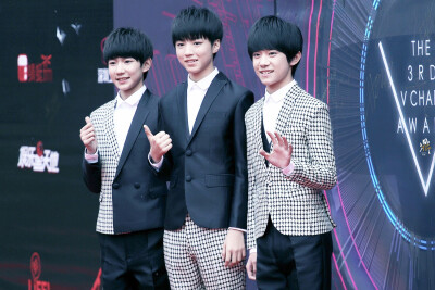 TFBOYS 2015音乐V榜年度盛典