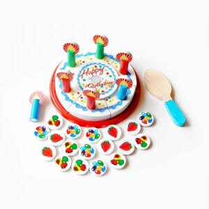 来自美国的品牌Melissa and doug(美丽莎和豆豆)，儿童启蒙玩具设计和制造界领导者。自1988年创建以来，为不同年龄段的孩子们奉献了数以千计有趣的玩具，选取环保的木料和涂料，做出的仿真食物等玩具，孩子们都累此不疲，鲜艳的颜色和可爱的造型，一定会让你的孩子爱不释手。