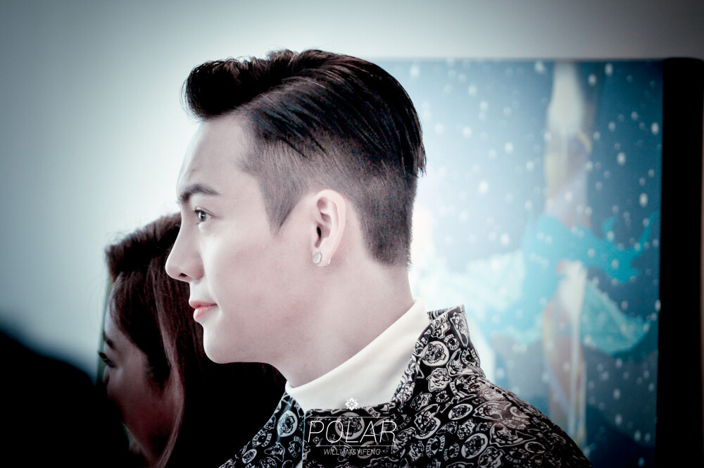 陈伟霆 140819 Sky Is The Limit藝術展