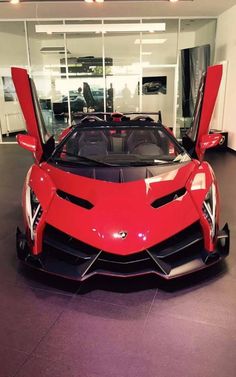 Lamborghini Veneno roadster