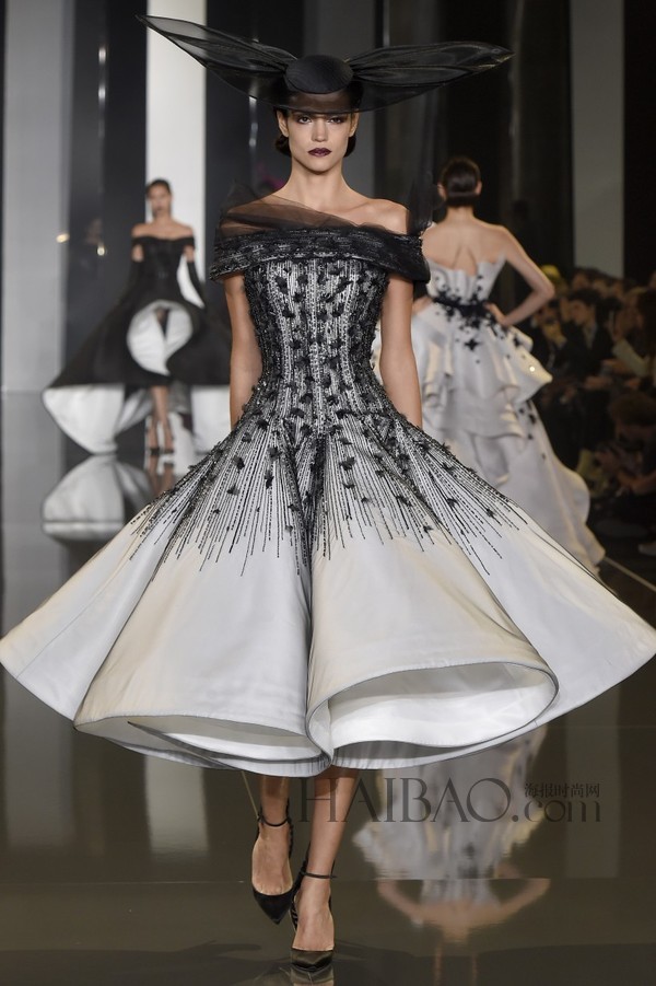 Ralph &amp;amp; Russo 2014秋冬高级定制女装秀