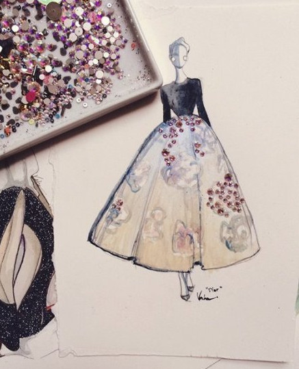 华丽的服装手绘图，好像在看一场纸上的时装秀。太美了！！[花心]