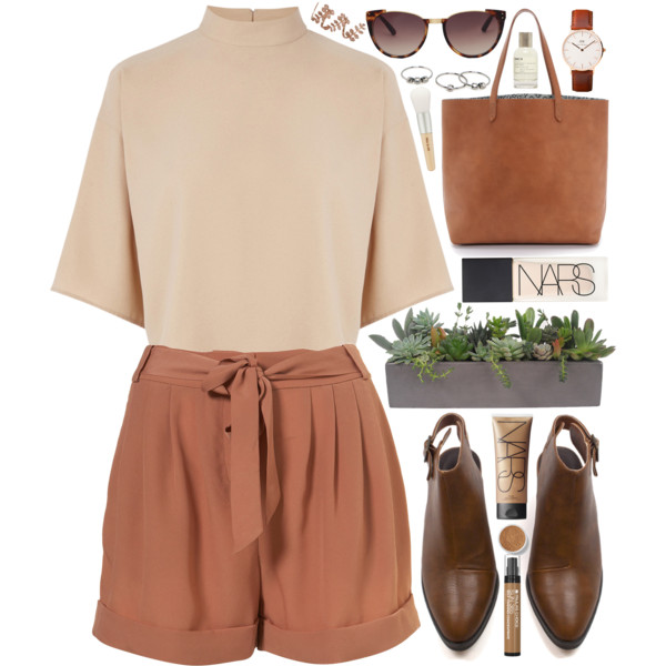 A fashion look from May 2015 featuring cream crop top, short shorts and pointy toe booties. Browse and shop related looks.