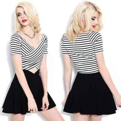 Women's Striped short-sleeved T-shirt + Skirts Suit 套装