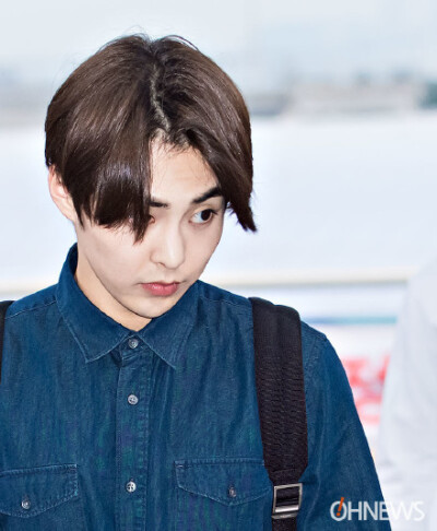 150529 仁川机场赴上海 #EXO#高清新闻图9P。Cr：OH!NEWS