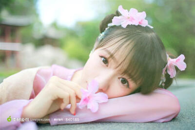 声慢慢清纯古装美女图 如花美眷，似水流年，回得了过去，回不了当初。