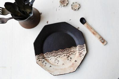现货日本直送zakka 作家手工蕾丝花边粗陶八角餐盘面盘吐司盘