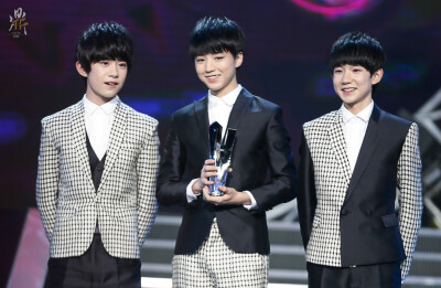 TFBOYS 2015音乐V榜年度盛典